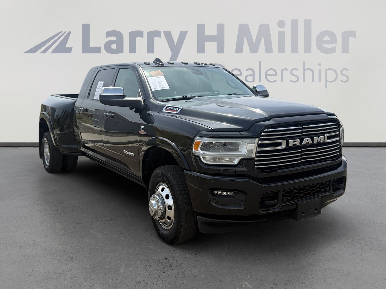 Used 2021 RAM 3500 Laramie image 7
