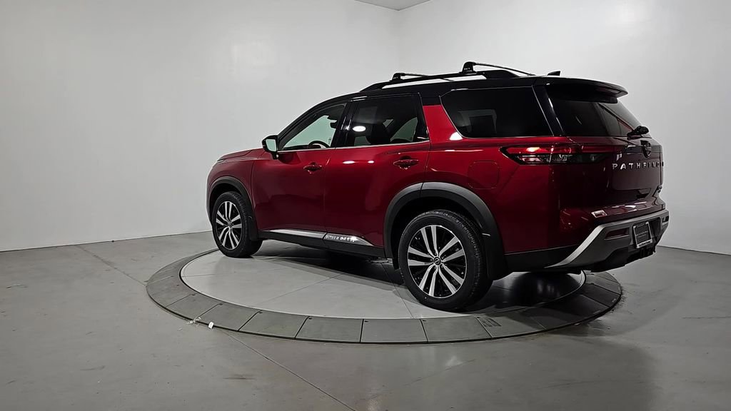 Certified 2025 Nissan Pathfinder Platinum w/ Cargo Package image 3