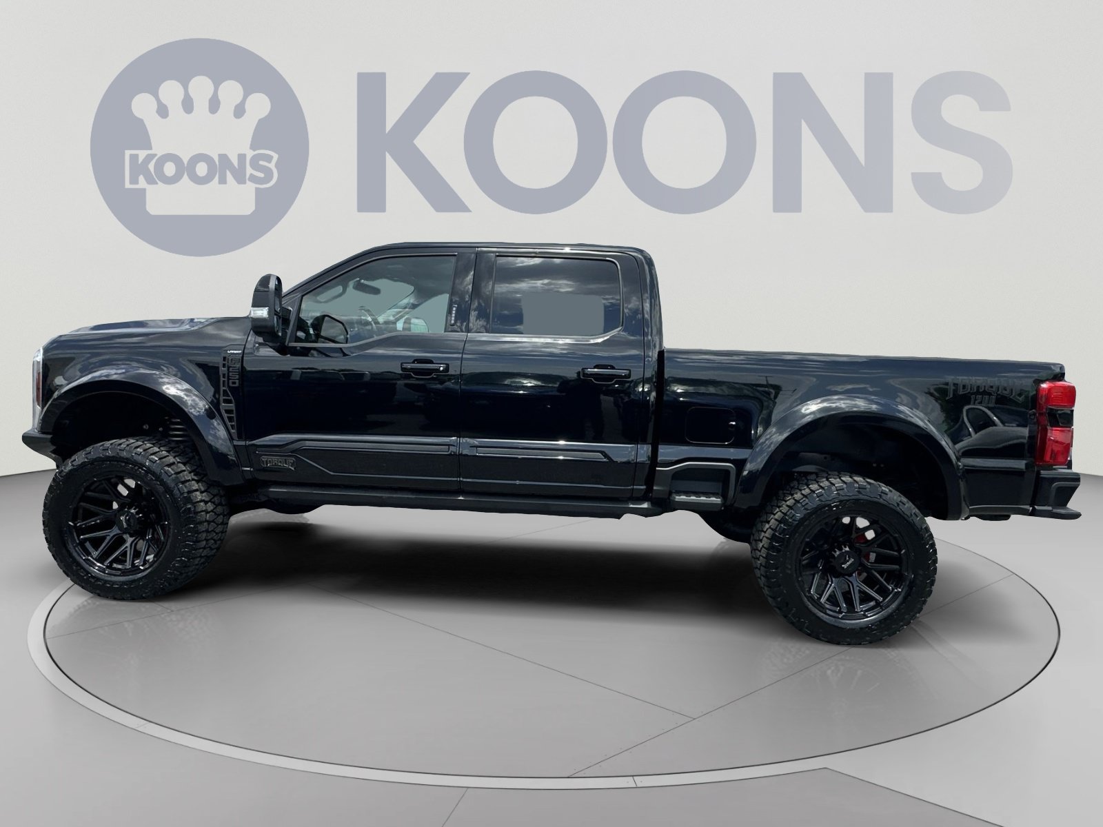 New 2026 Ford F250 Lariat w/ Black Appearance Package AWD/4WD image 13