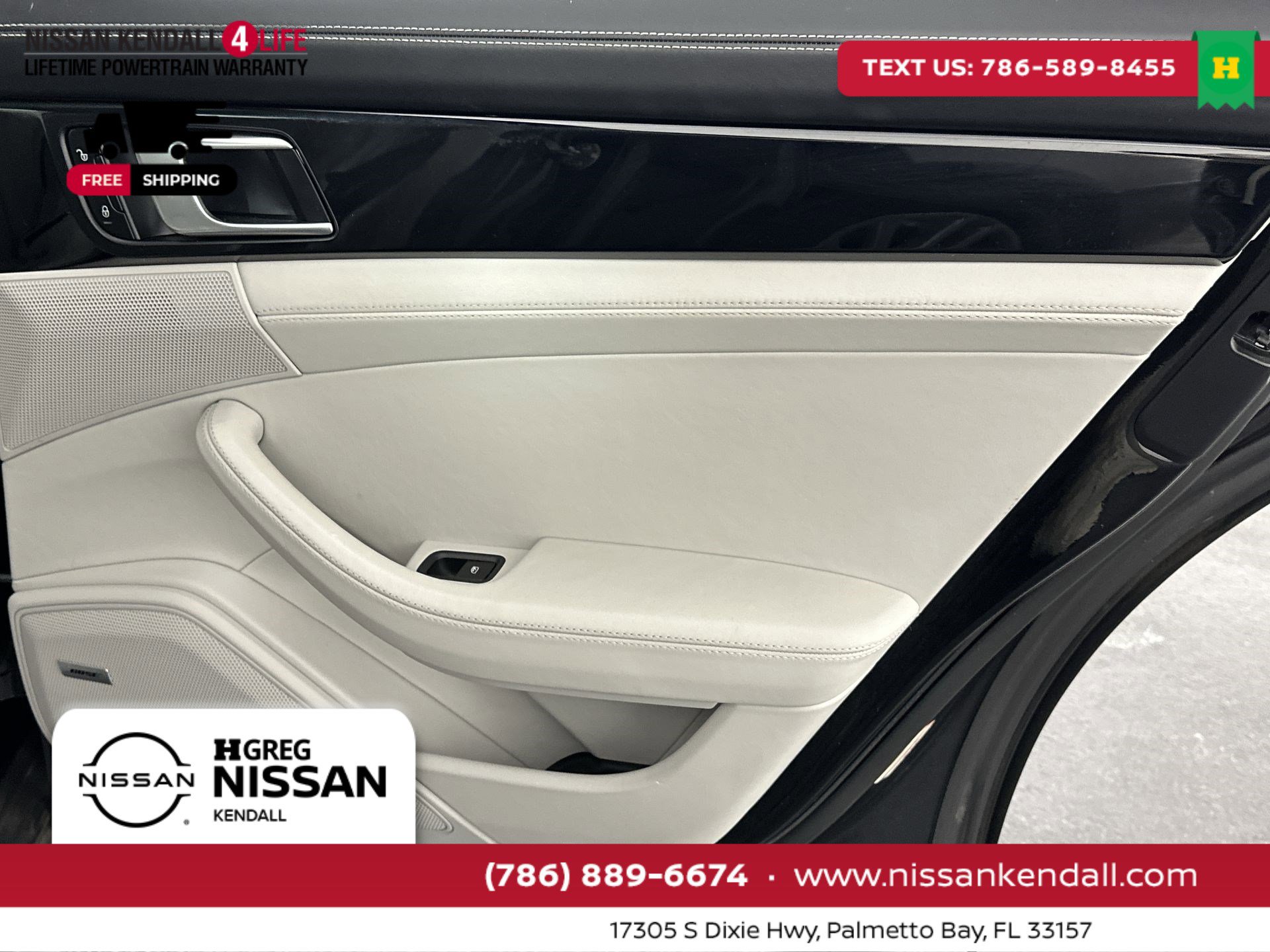 Used 2018 Porsche Panamera 4 image 36