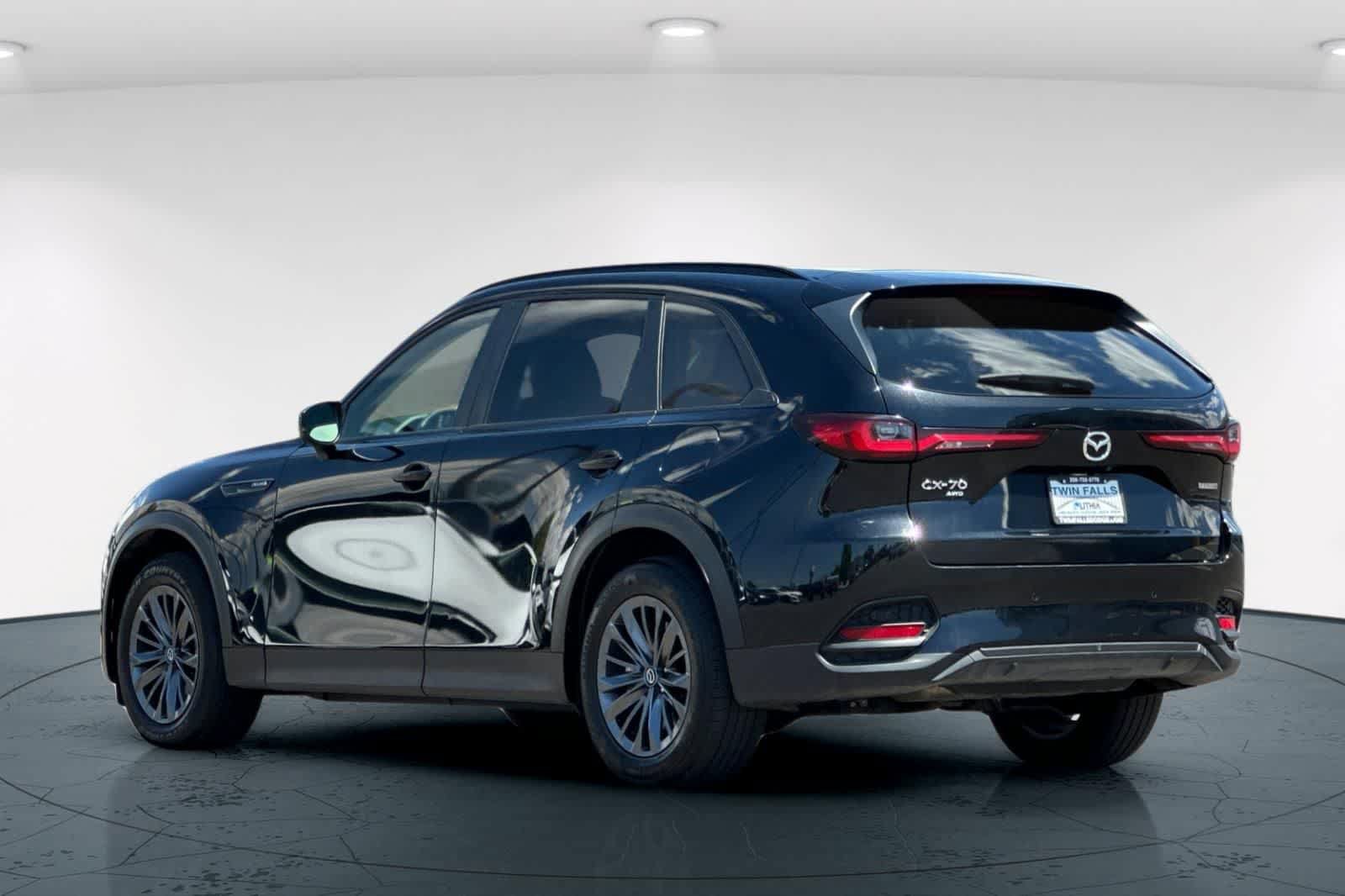 Used 2025 MAZDA CX-70 3.3 Turbo w/ Preferred Package AWD/4WD image 8