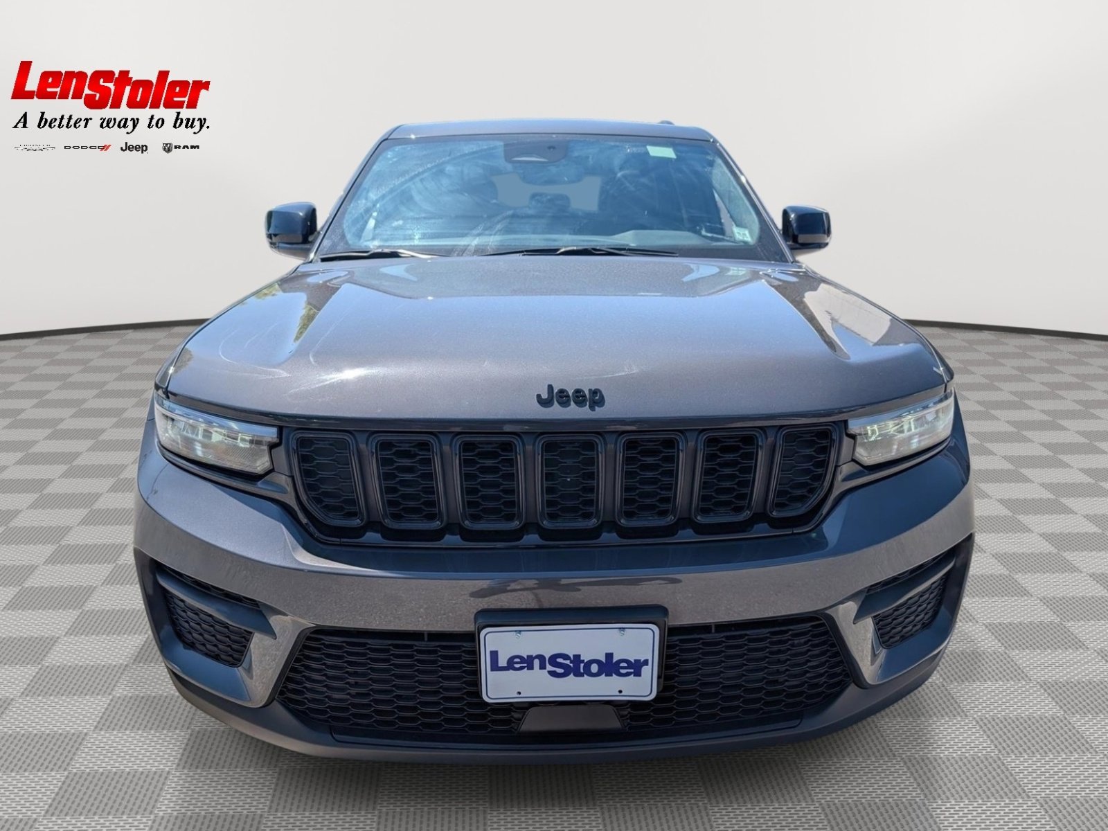 Used 2023 Jeep Grand Cherokee Altitude image 8