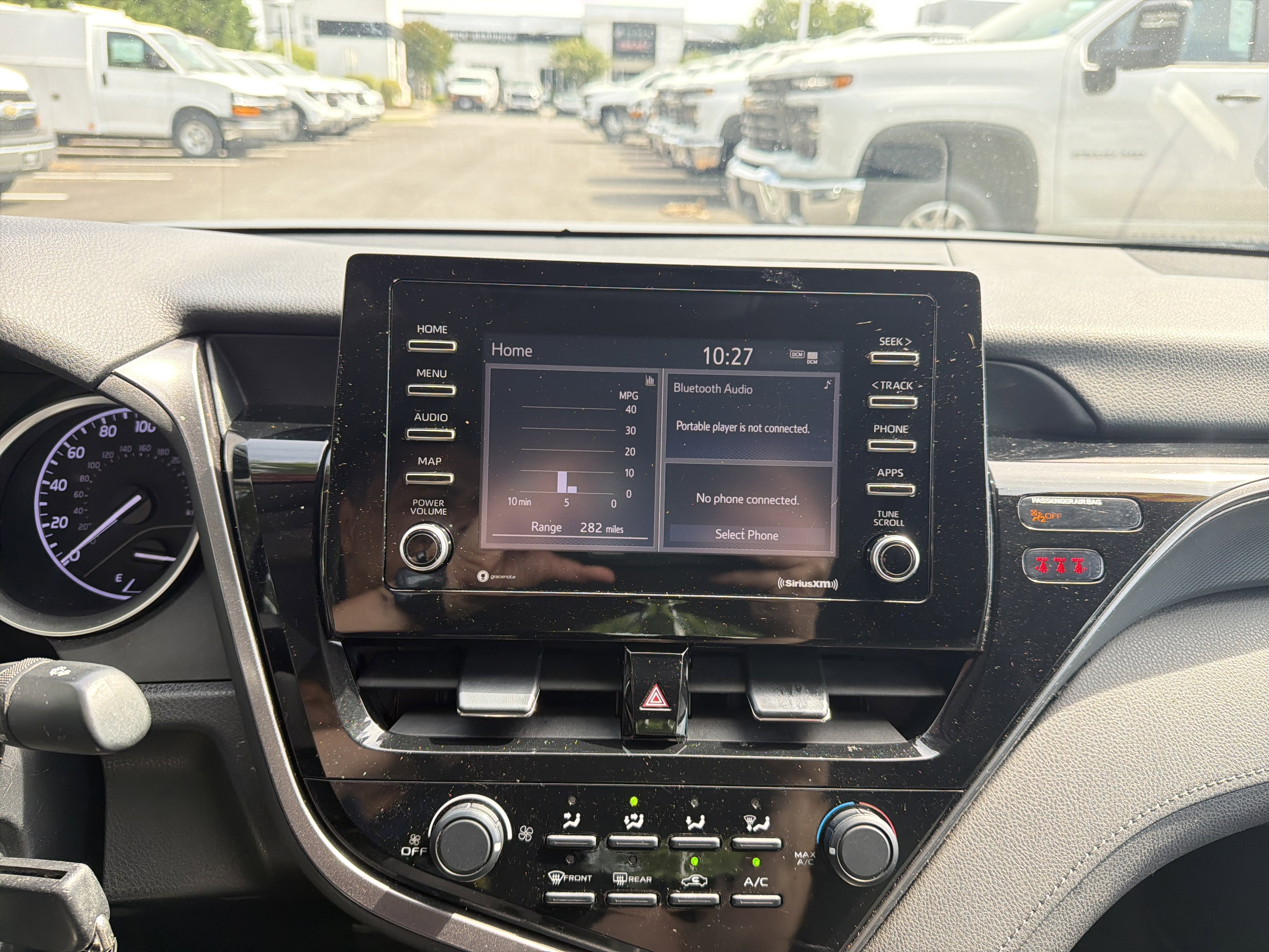 Used 2021 Toyota Camry LE FWD image 31