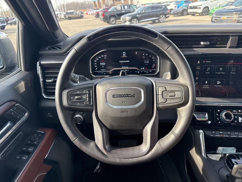 Used 2025 GMC Sierra 1500 Denali Ultimate image 16