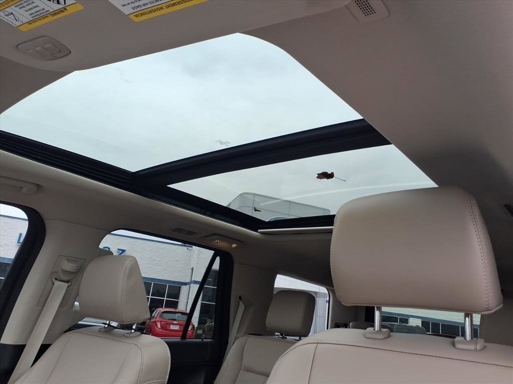 Used 2022 Ford Expedition XLT image 25