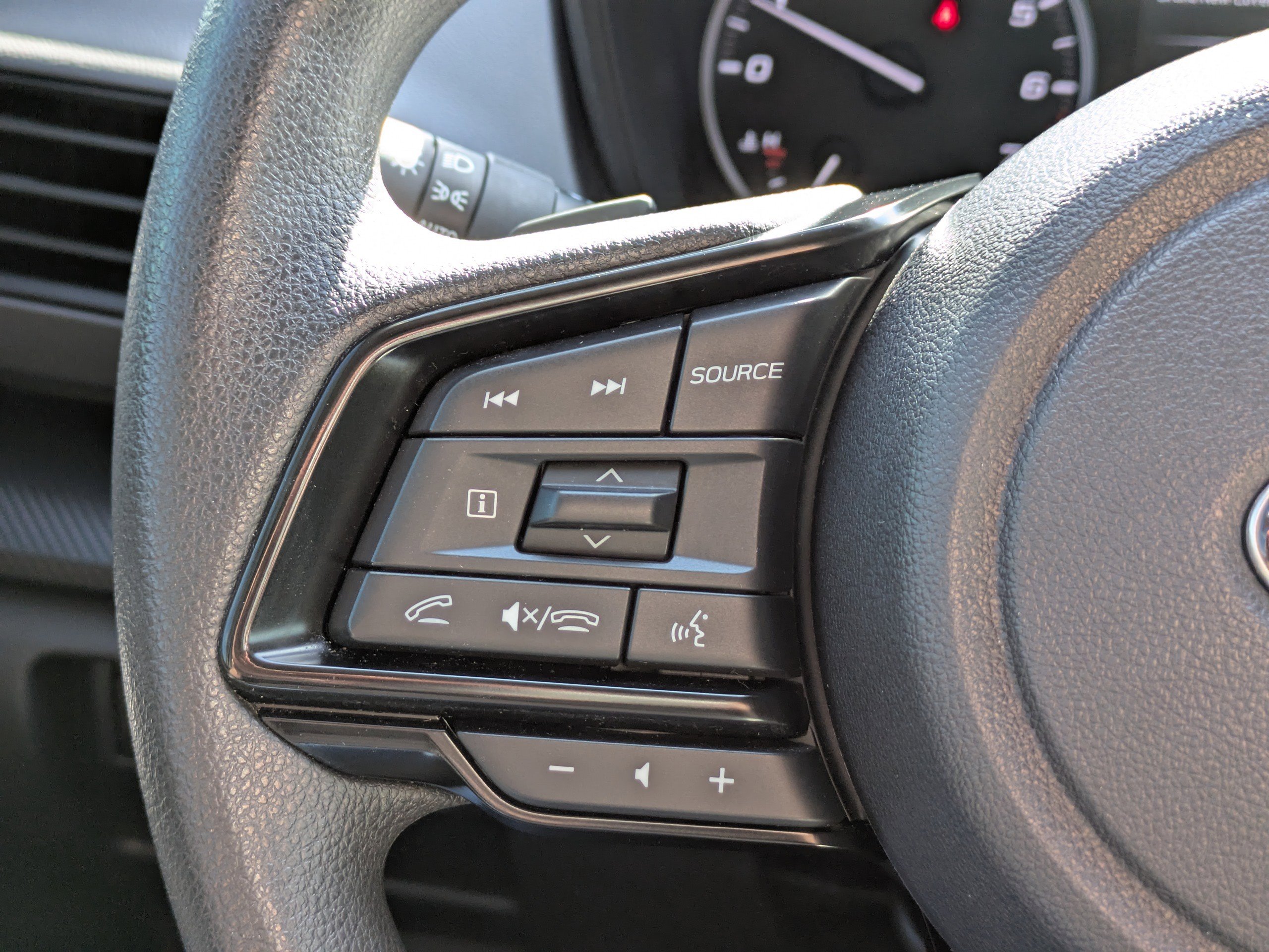 Used 2024 Subaru Crosstrek 2.0i Premium image 27