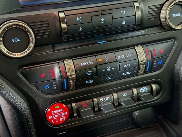 Used 2016 Ford Mustang Shelby GT350 w/ Technology Package image 18