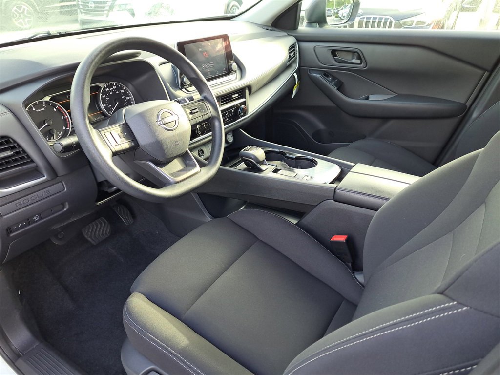 Certified 2025 Nissan Rogue S image 14