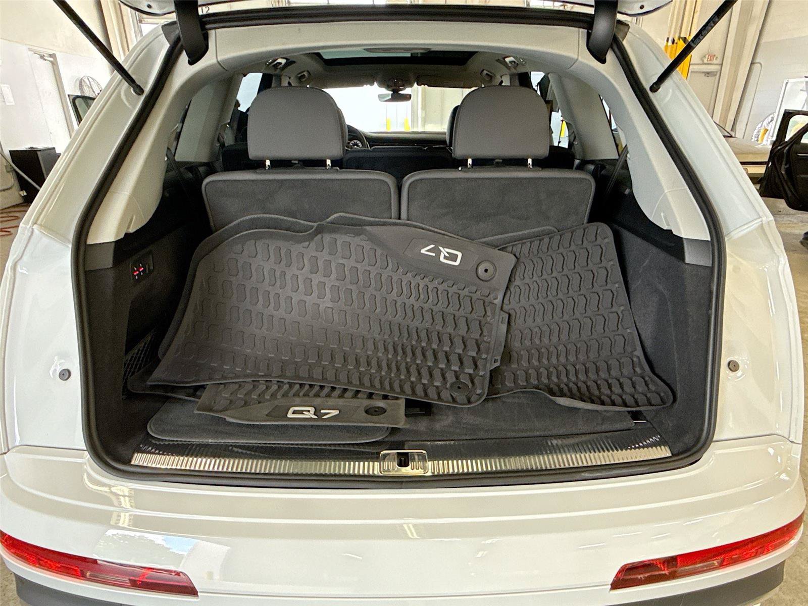 Certified 2022 Audi Q7 3.0T Premium AWD/4WD image 27
