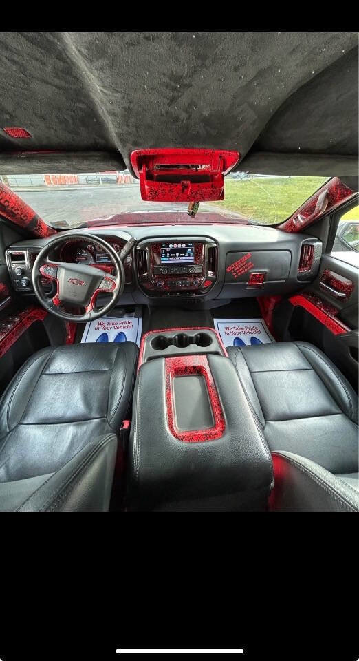 Used 2018 Chevrolet Silverado 1500 LT w/ All Star Edition image 17