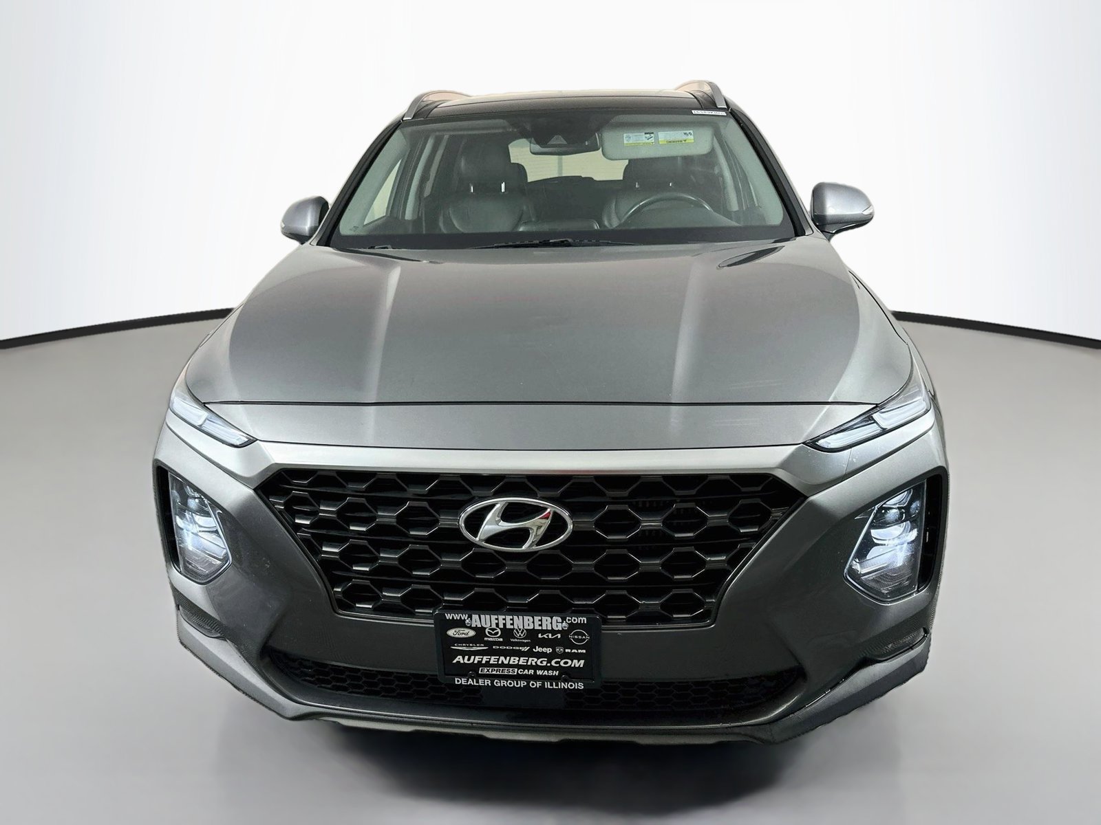 Used 2019 Hyundai Santa Fe Limited FWD image 2