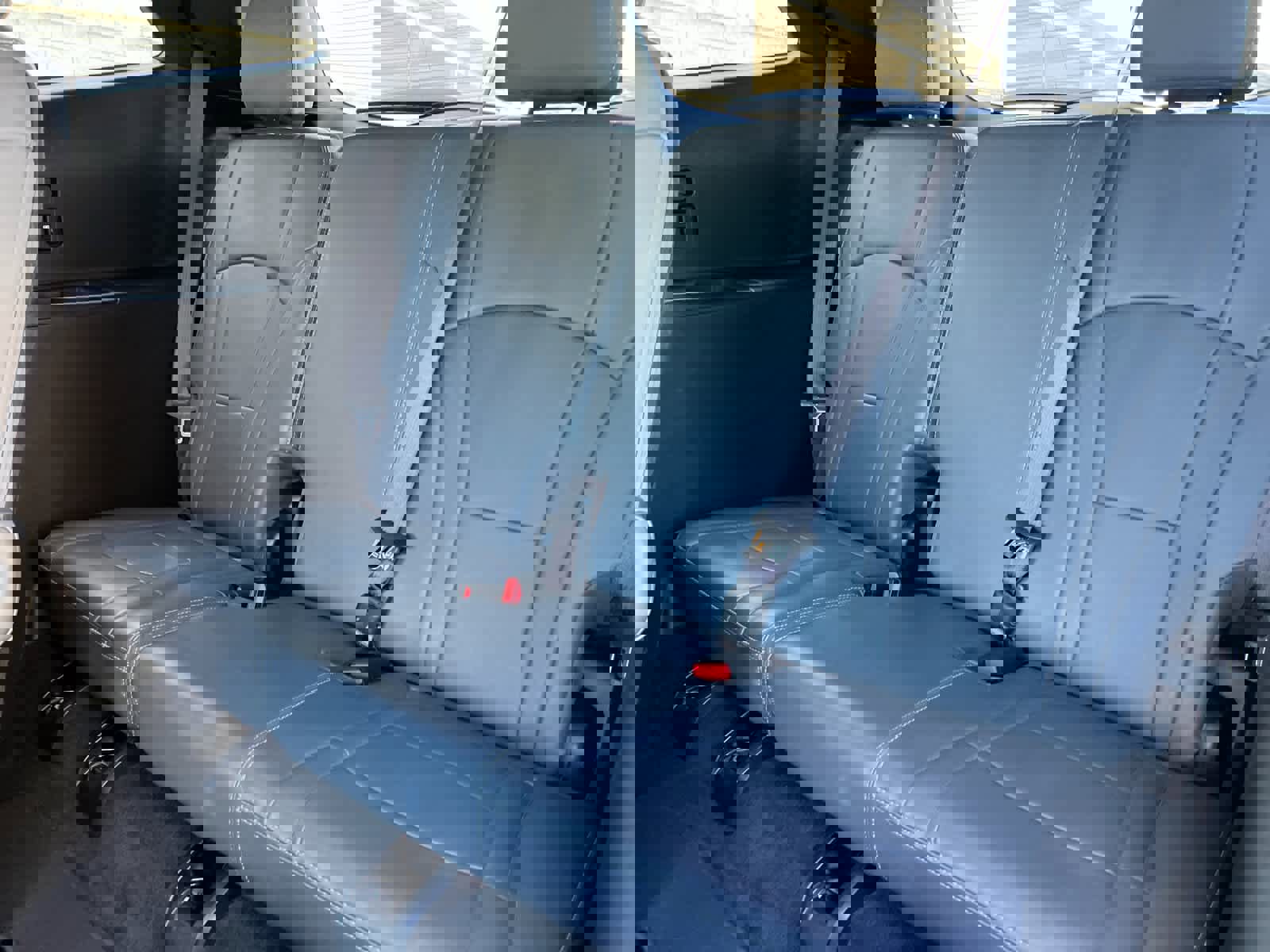 Used 2024 Buick Enclave Premium image 14