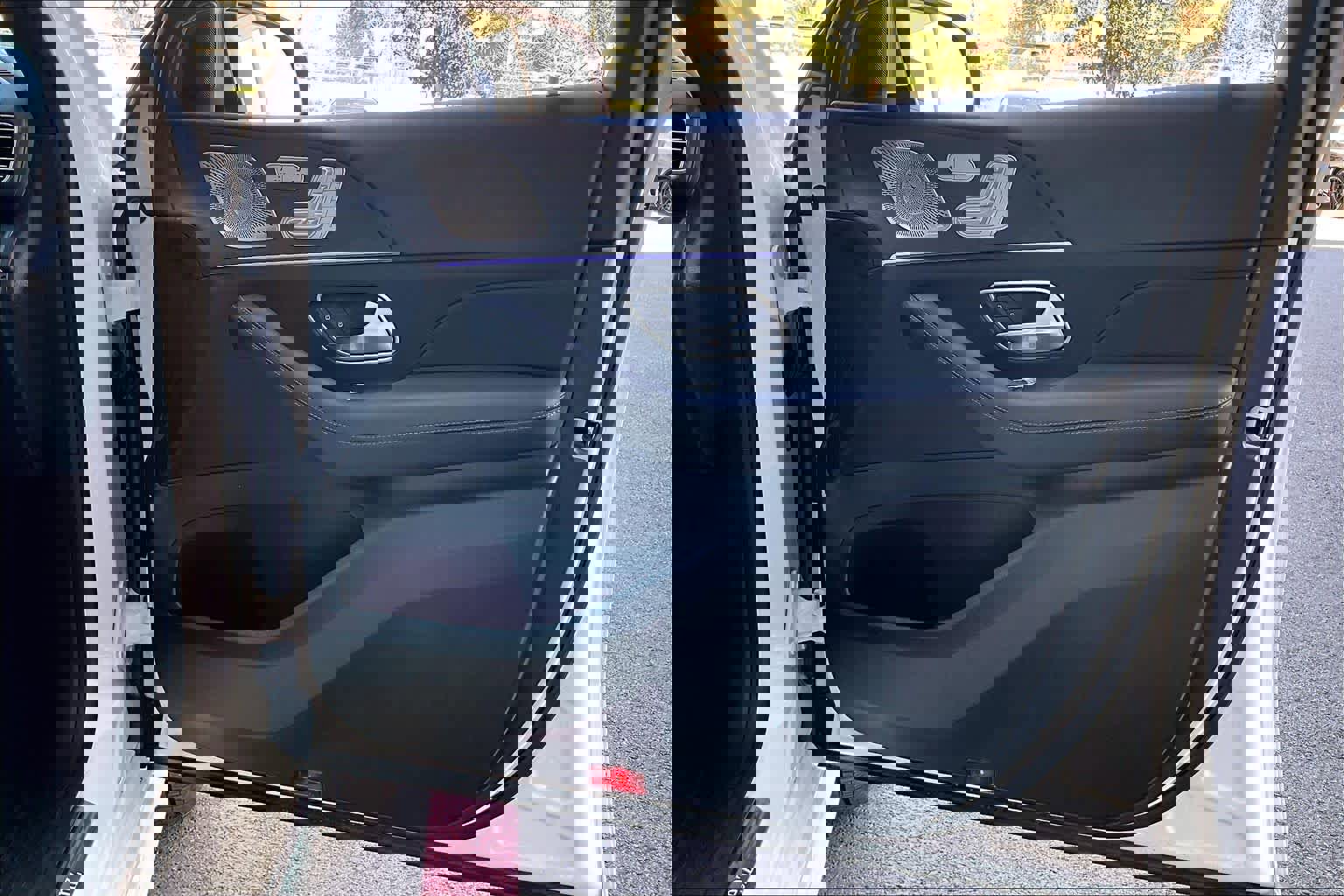 Used 2025 Mercedes-Benz GLE 450 4MATIC Coupe image 25