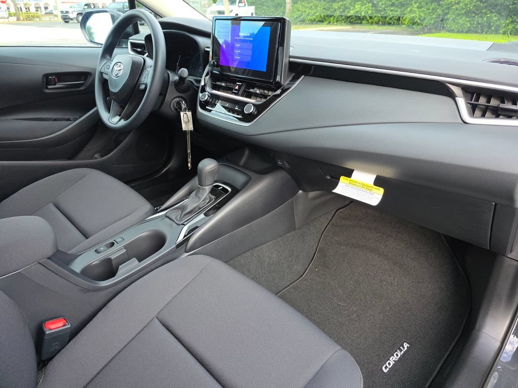 Used 2026 Toyota Corolla LE FWD image 13