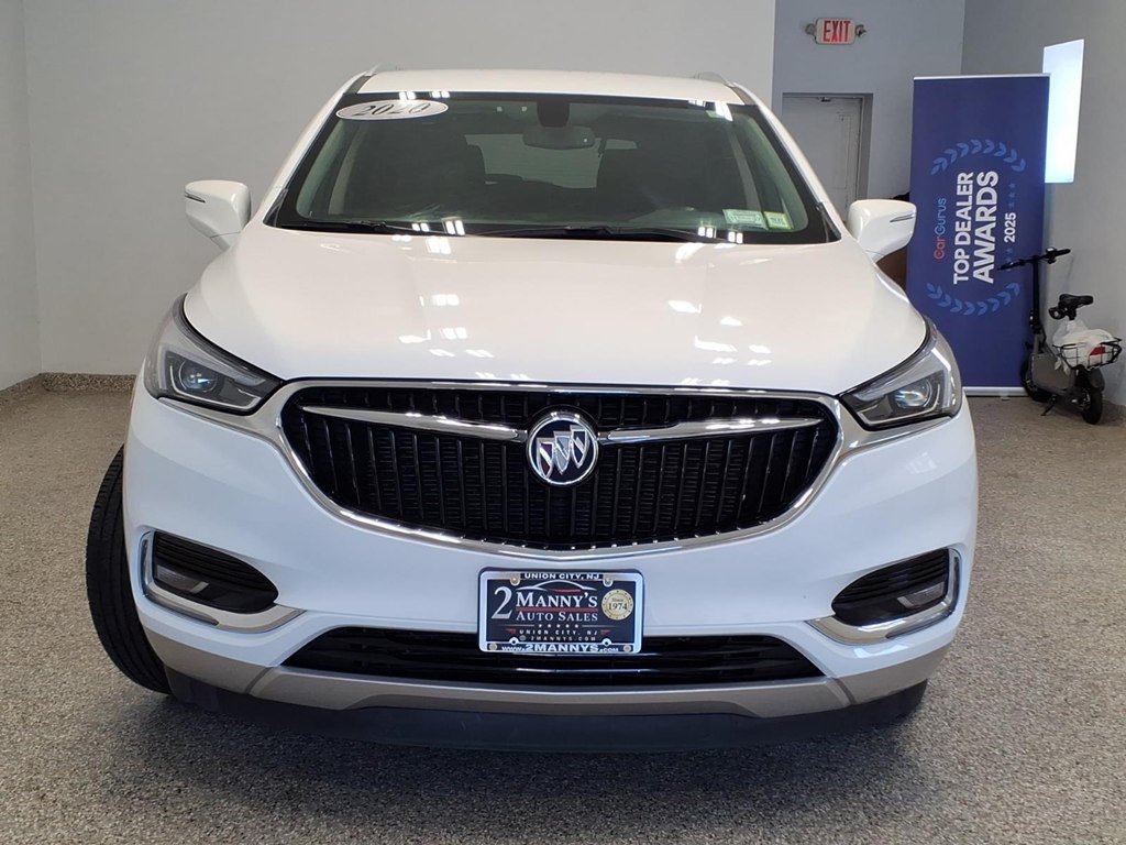 Used 2020 Buick Enclave Preferred FWD image 2