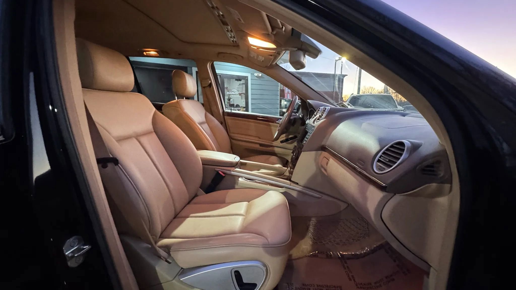 Used 2010 Mercedes-Benz GL 450 4MATIC image 32