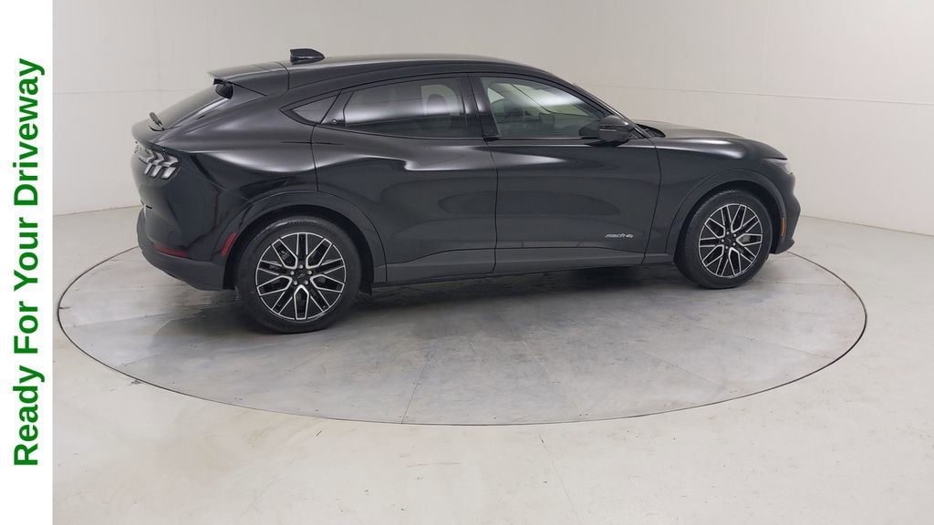 Certified 2025 Ford Mustang Mach-E Premium image 14