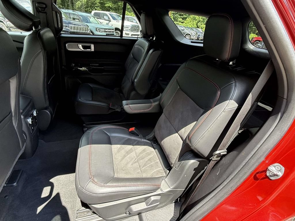 Used 2022 Ford Explorer ST-Line w/ Class IV Trailer Tow Package AWD/4WD image 13