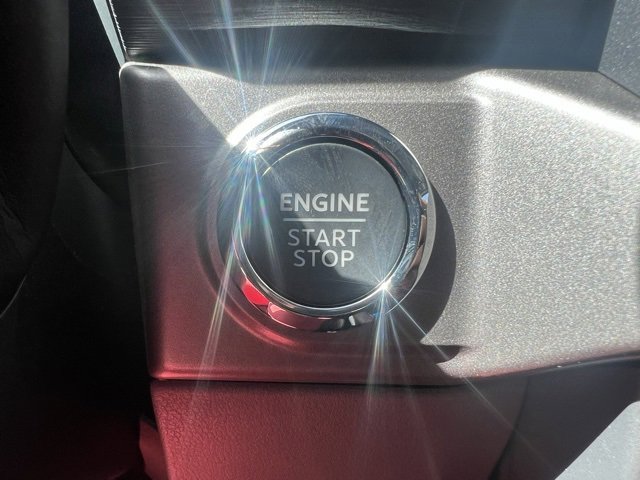 New 2025 Ford F150 XLT w/ Equipment Group 303A High image 18