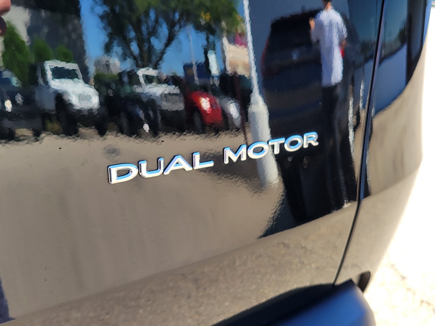 Used 2026 Tesla Model Y AWD image 6