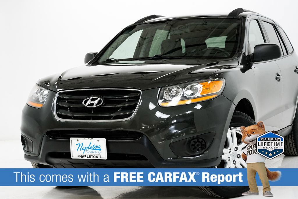 Used 2011 Hyundai Santa Fe GLS image 2