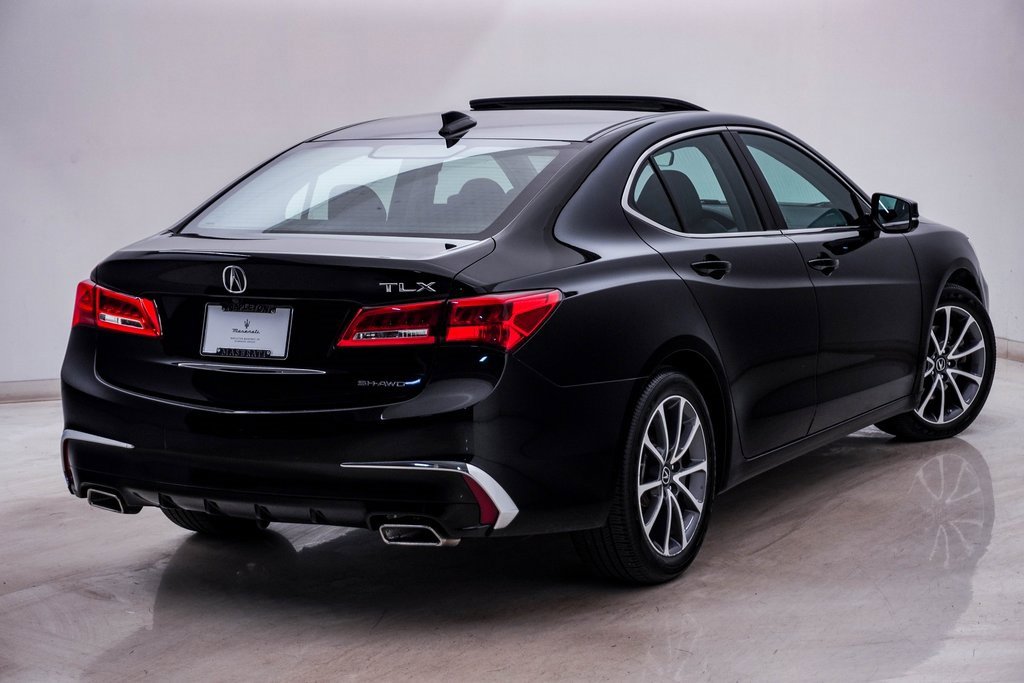 Used 2018 Acura TLX V6 SH-AWD image 11