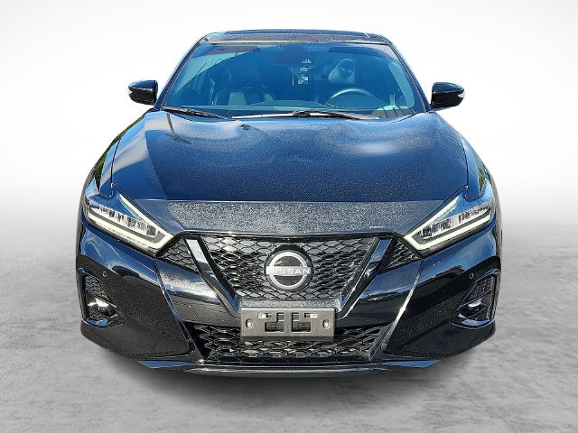 Used 2023 Nissan Maxima SR w/ Sport Mat Group FWD image 2