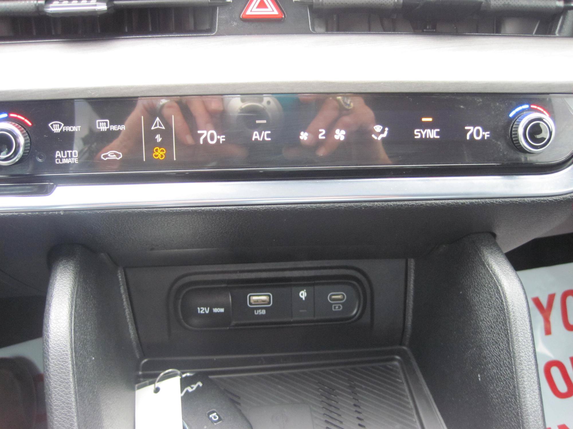 Used 2024 Kia Sportage X-Line AWD/4WD image 13
