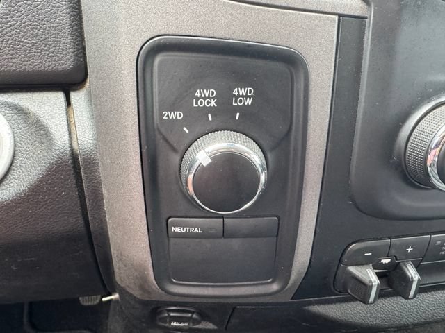 Used 2017 RAM 3500 Tradesman w/ Chrome Appearance Group AWD/4WD image 44