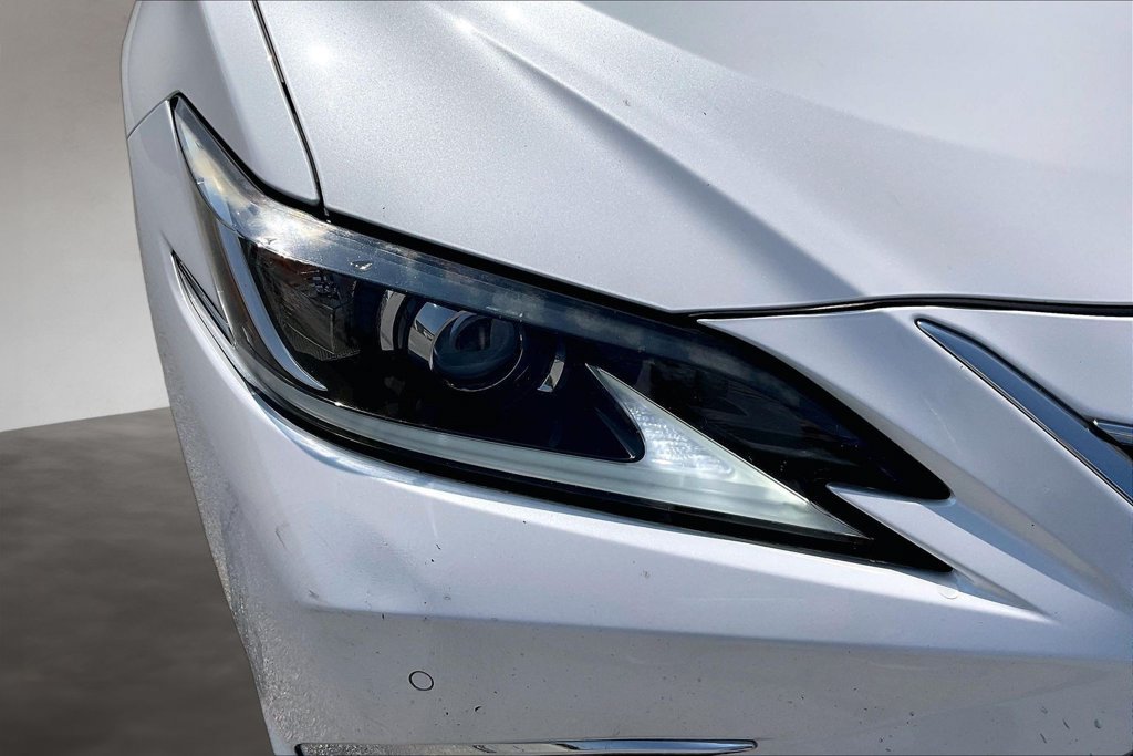 Used 2020 Lexus ES 350 w/ Premium Package FWD image 29