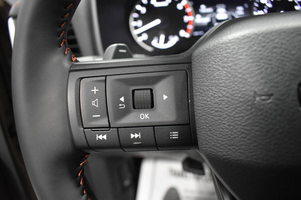 Certified 2025 Nissan Rogue SV AWD/4WD image 26