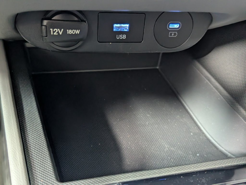 Certified 2026 Hyundai Elantra SE FWD image 22