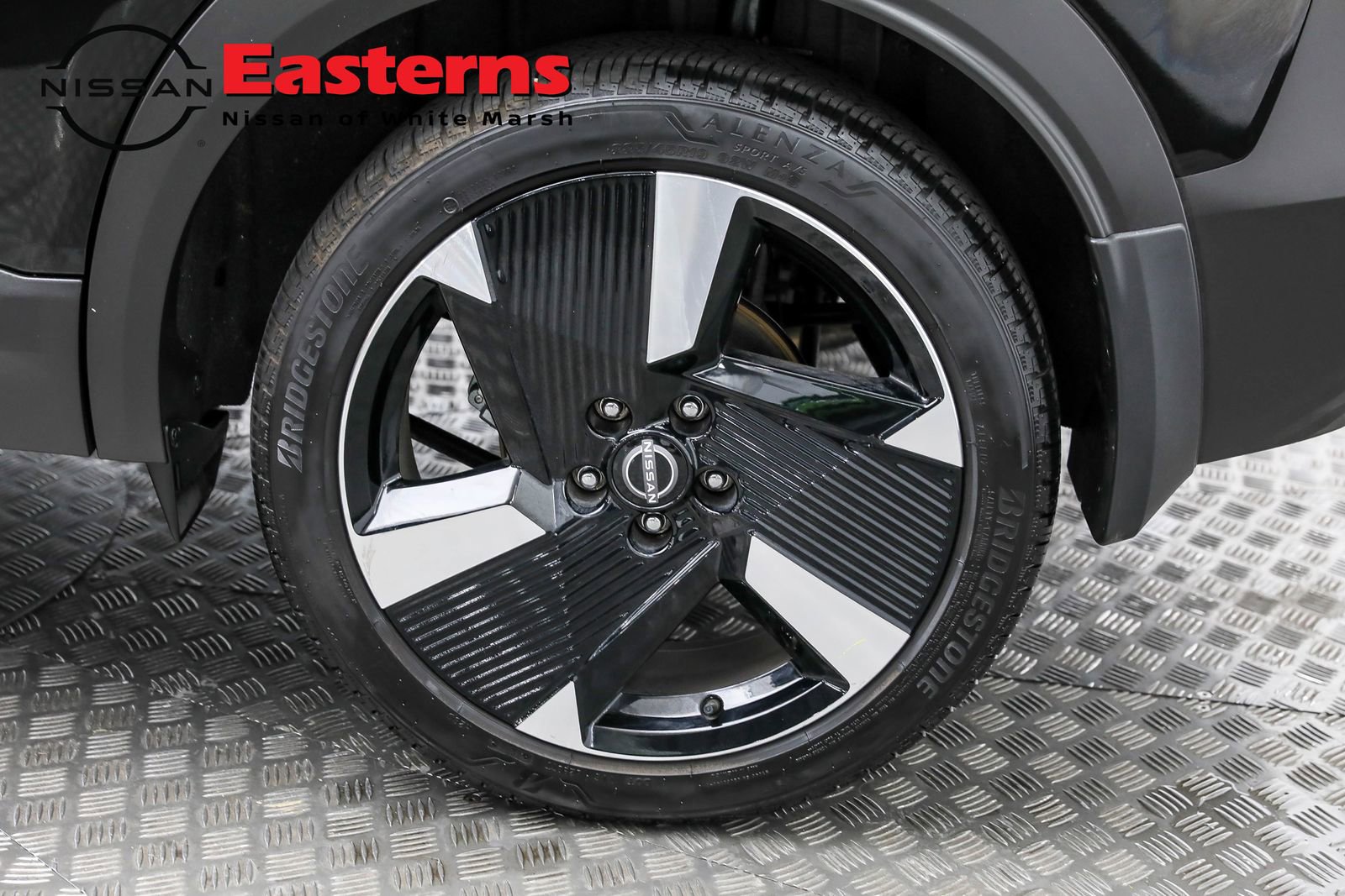 Used 2025 Nissan Kicks SR image 44