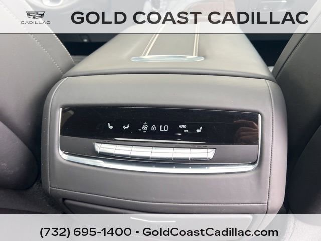 Certified 2021 Cadillac Escalade Sport Platinum w/ LPO, ONYX Package AWD/4WD image 11