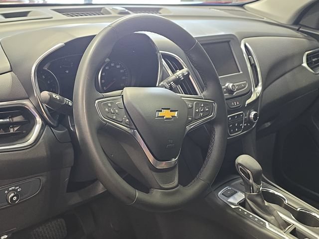 Used 2024 Chevrolet Equinox LT AWD/4WD image 16