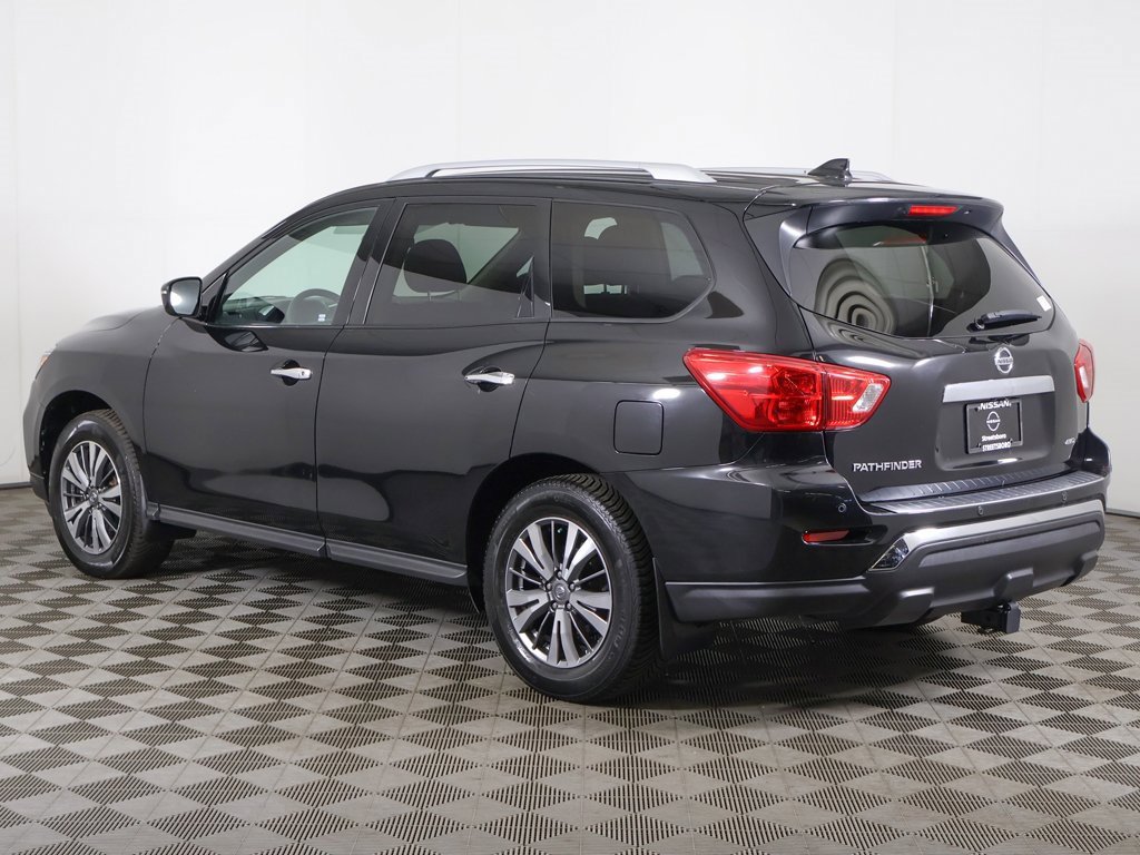 Used 2020 Nissan Pathfinder S image 6
