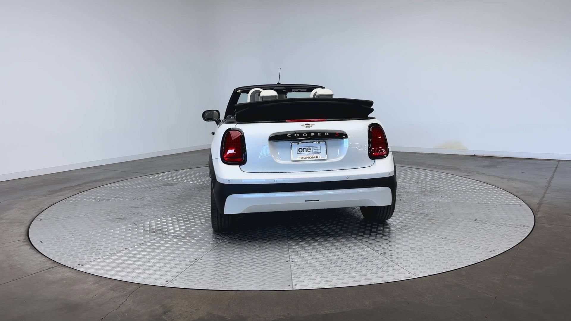 New 2026 MINI Cooper S FWD image 7