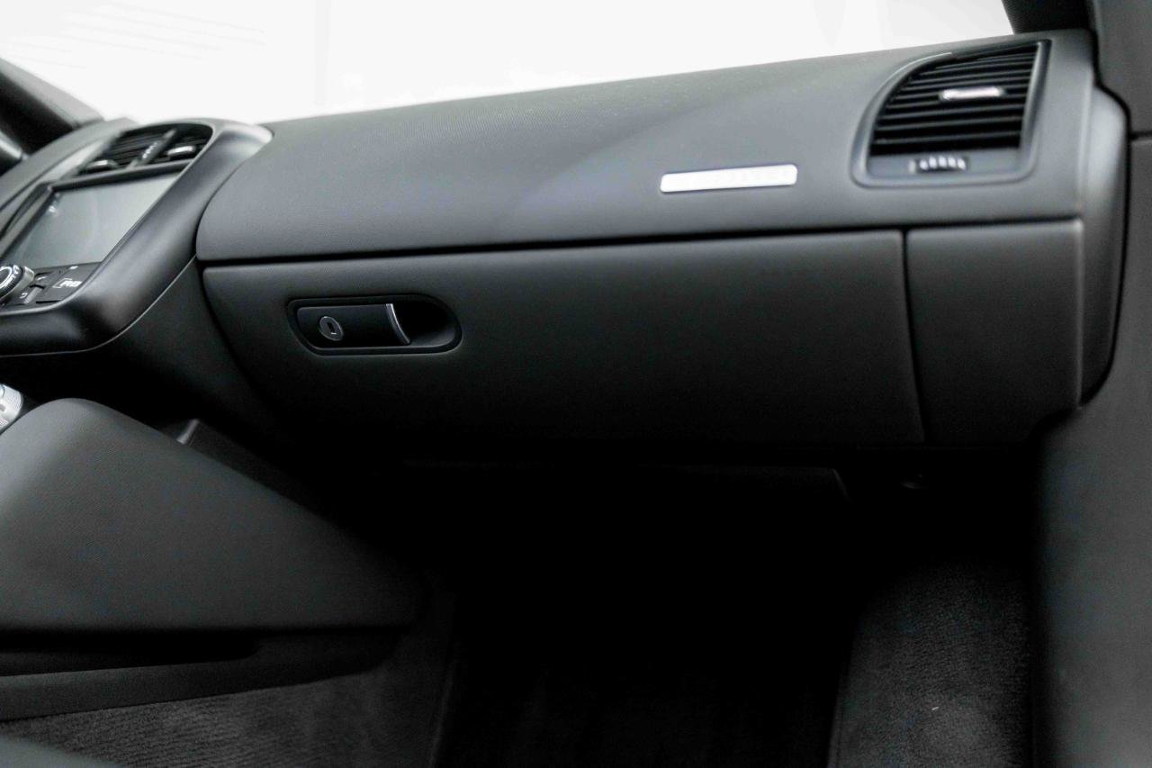 Used 2011 Audi R8 V10 AWD/4WD image 45