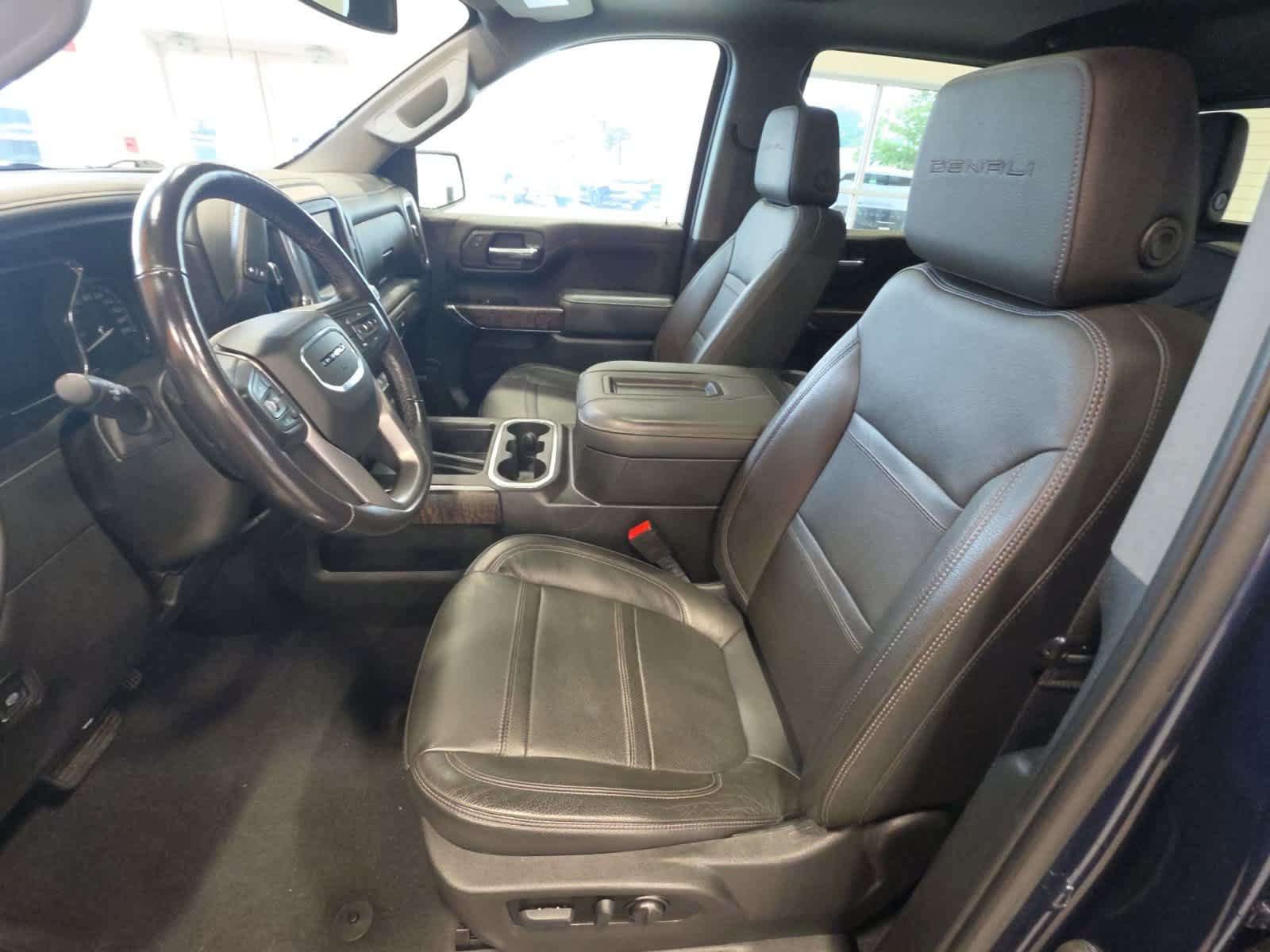 Used 2021 GMC Sierra 1500 Denali w/ Denali Premium Package AWD/4WD image 16