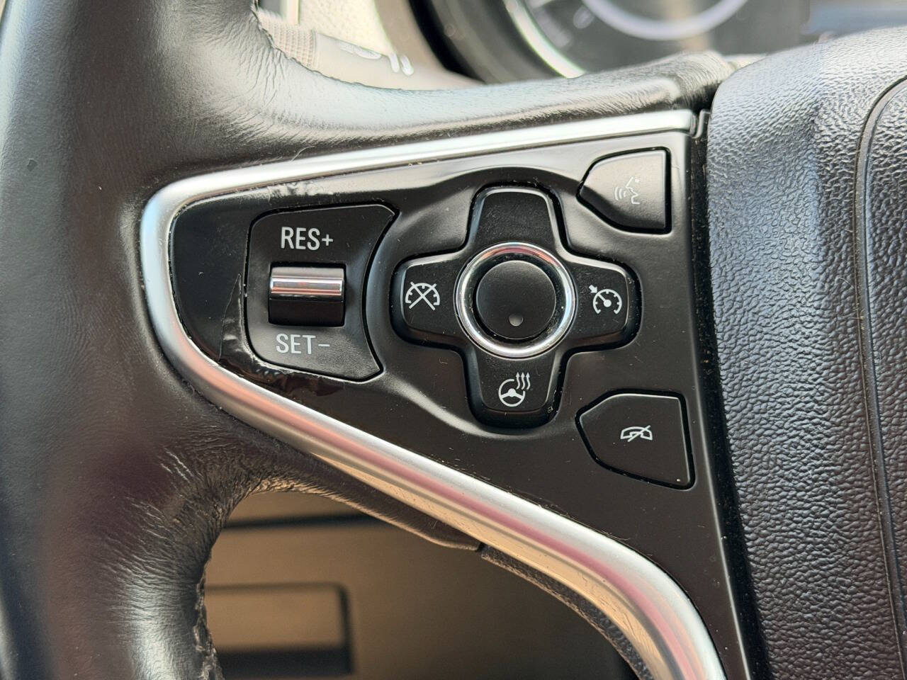 Used 2015 Buick Regal Premium FWD image 33