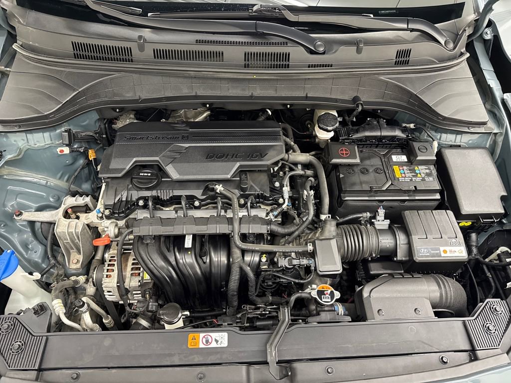 Used 2023 Hyundai Kona SE image 11