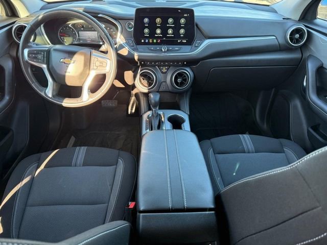 Used 2023 Chevrolet Blazer LT w/ Midnight/Sport Edition image 11