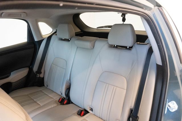 Used 2025 Honda HR-V EX-L image 16