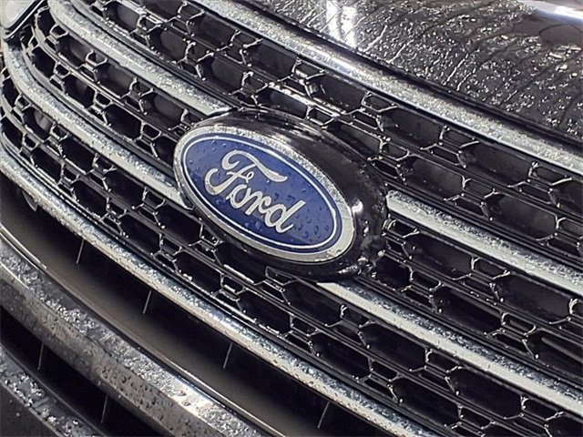 Certified 2020 Ford Explorer XLT w/ Equipment Group 202A image 29