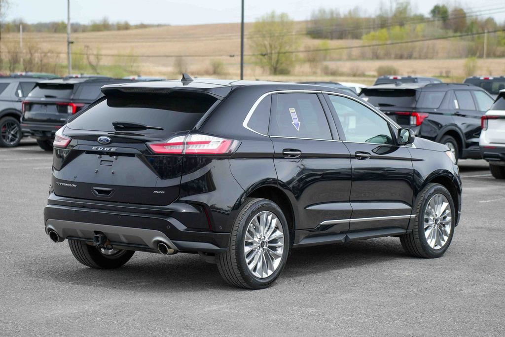 Used 2023 Ford Edge Titanium w/ Equipment Group 301A AWD/4WD image 5