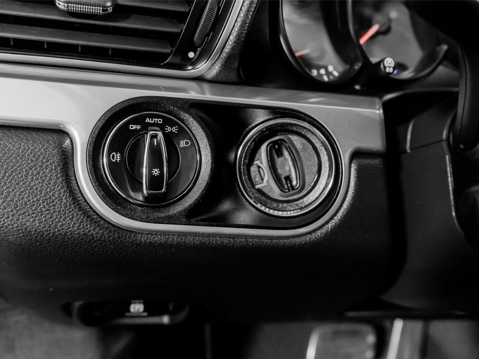 Used 2017 Porsche 911 Carrera S image 46