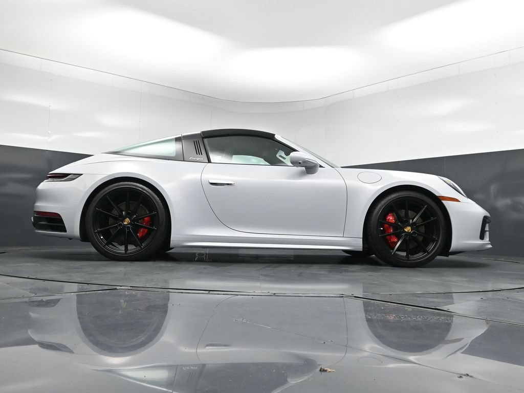 Certified 2024 Porsche 911 Targa 4S w/ Premium Package AWD/4WD image 25