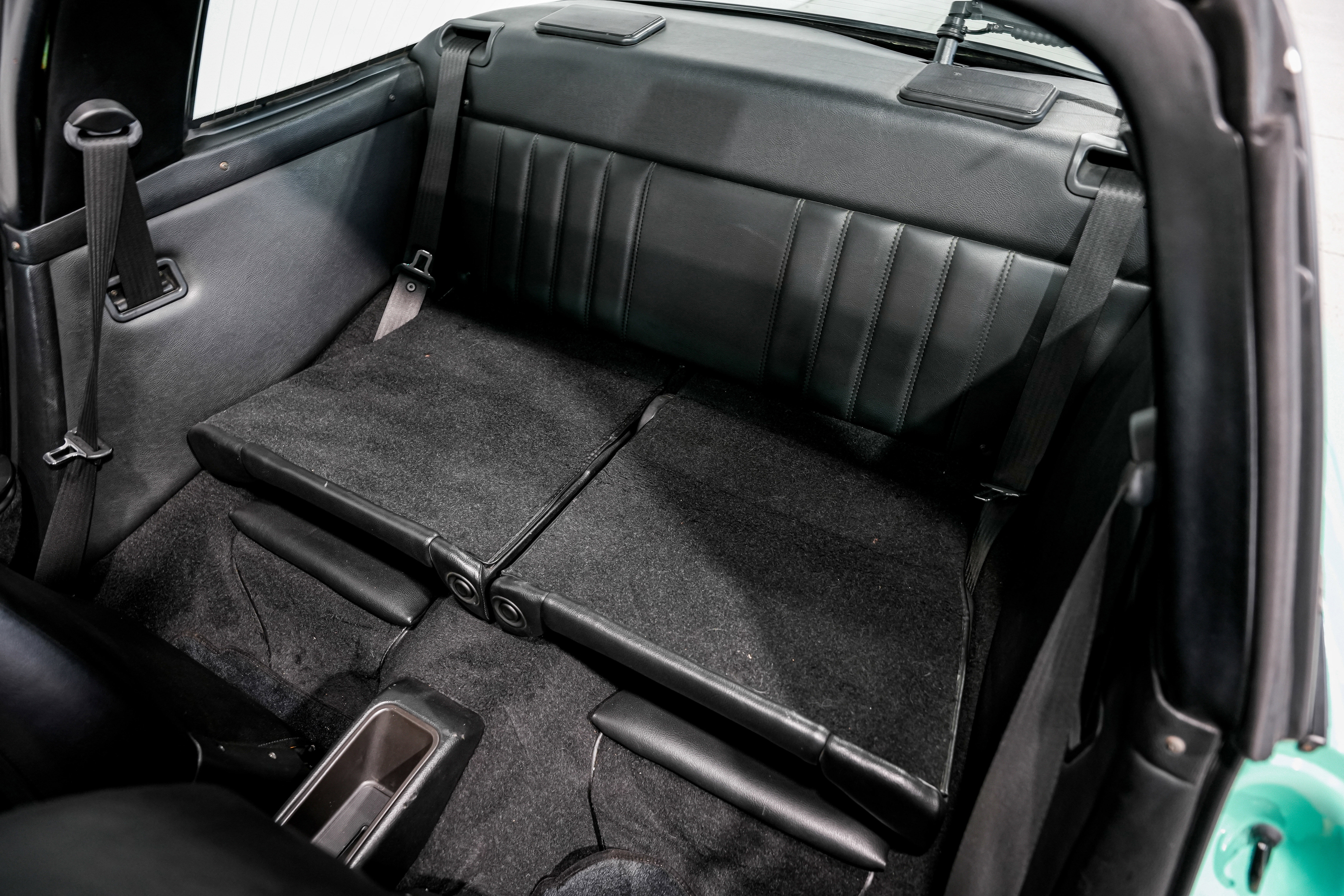 Used 1992 Porsche 911 Targa image 23