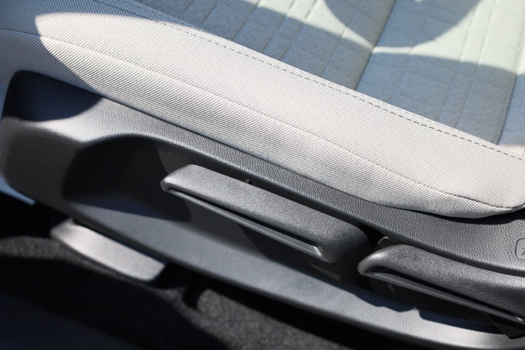 New 2027 Honda HR-V LX image 13