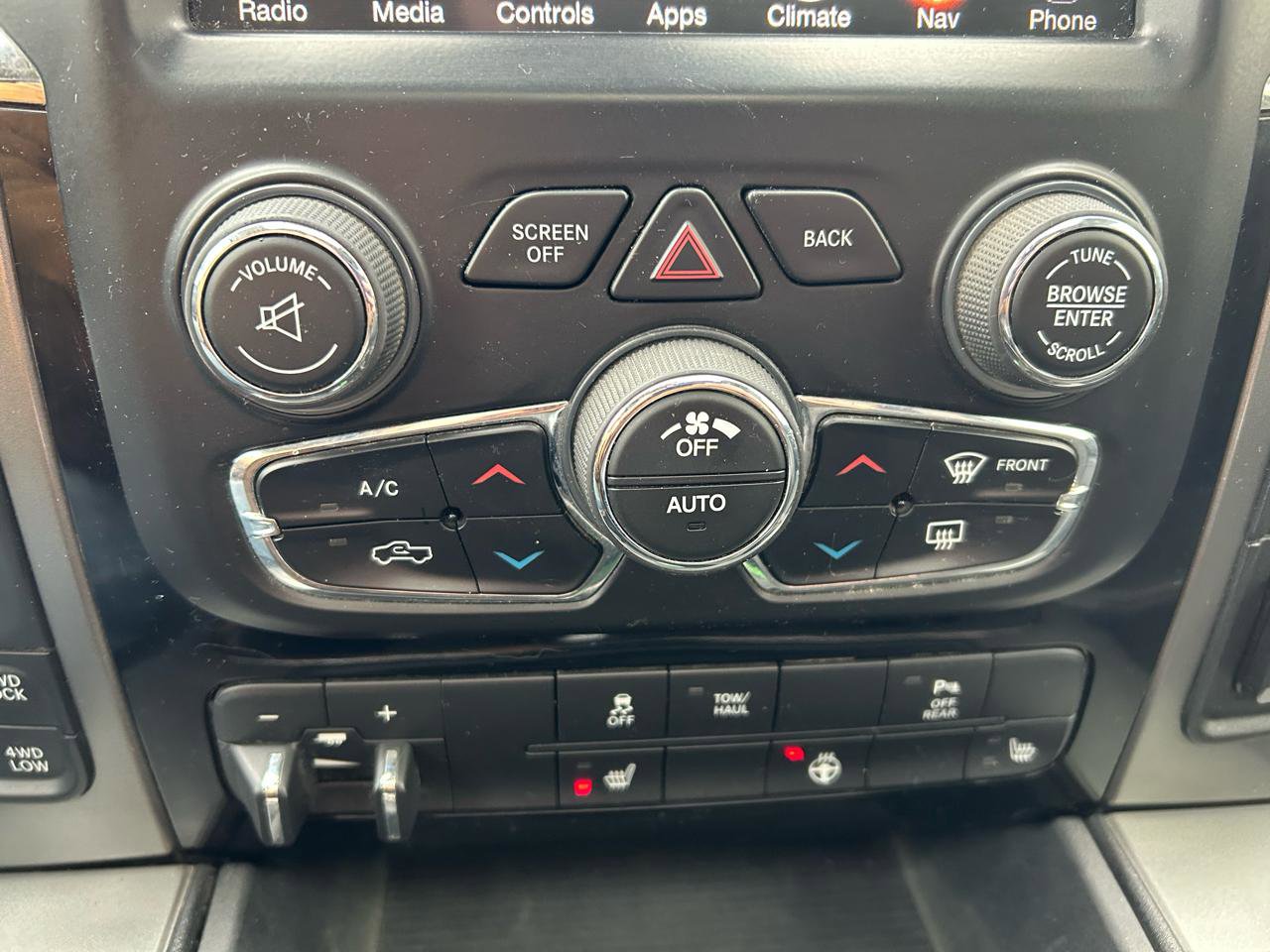 Used 2016 RAM 1500 Sport w/ Sport Premium Group image 26